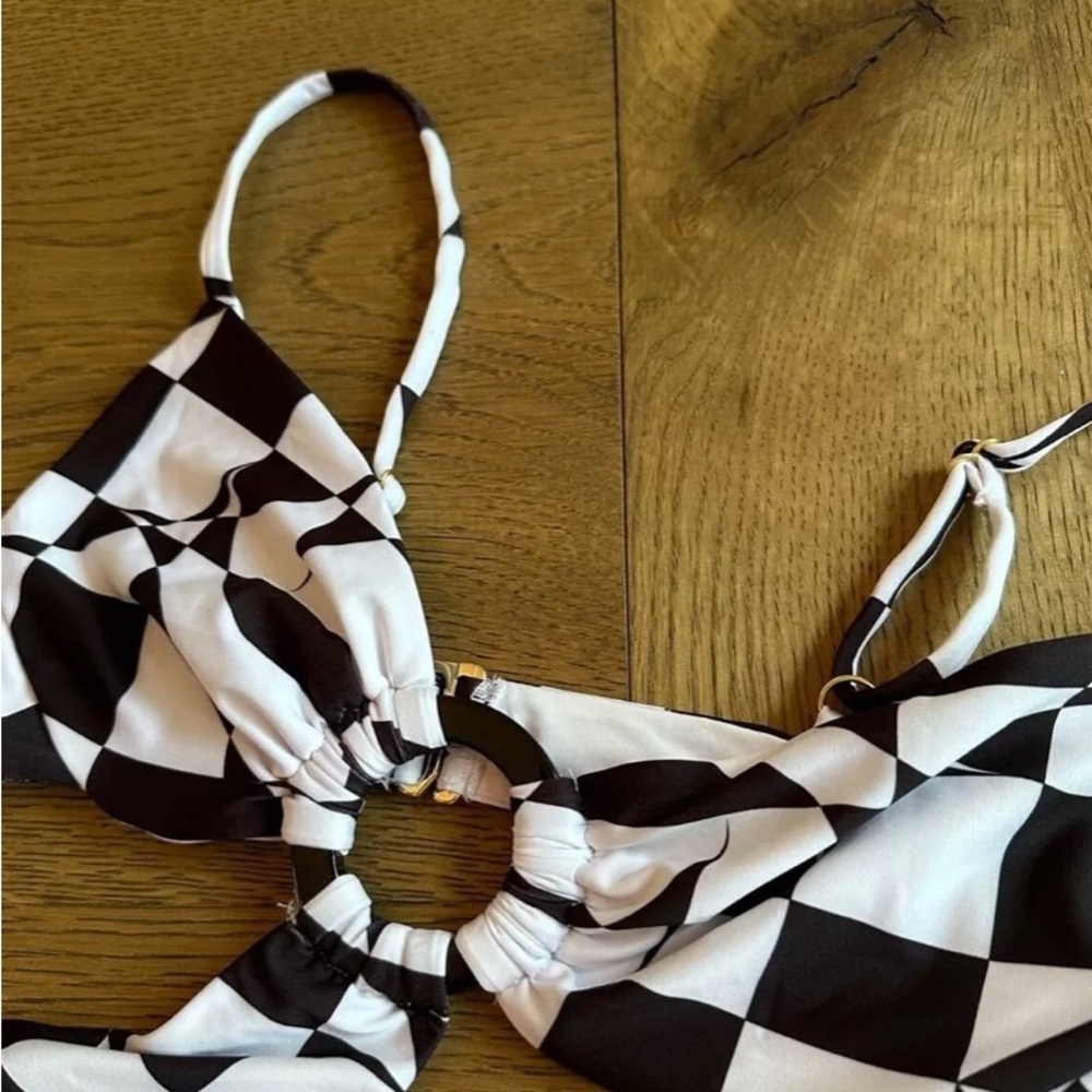 NWT womens Small Beach Riot Kirsten one piece black and white cutout swimsuit - Picture 6 of 9